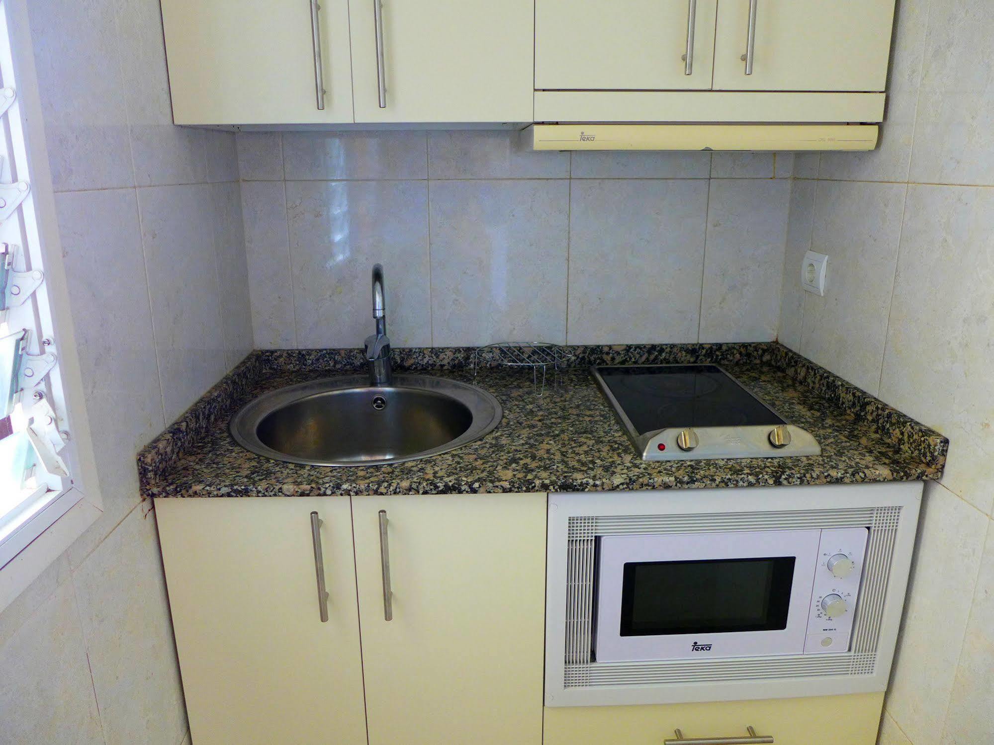 Apartamentos Alboran-Arysal Salou Zewnętrze zdjęcie